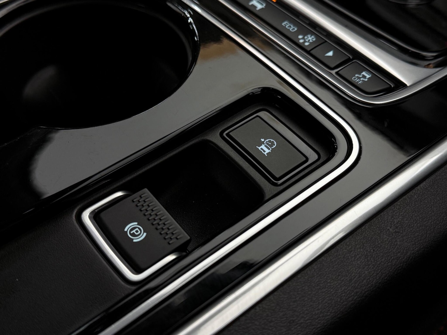 Used Jaguar XE 2016 for sale - 77182960: Photo 31