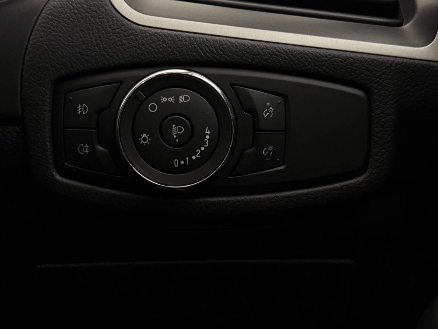 Used Ford S-Max 2018 for sale - 77730839: Photo 20