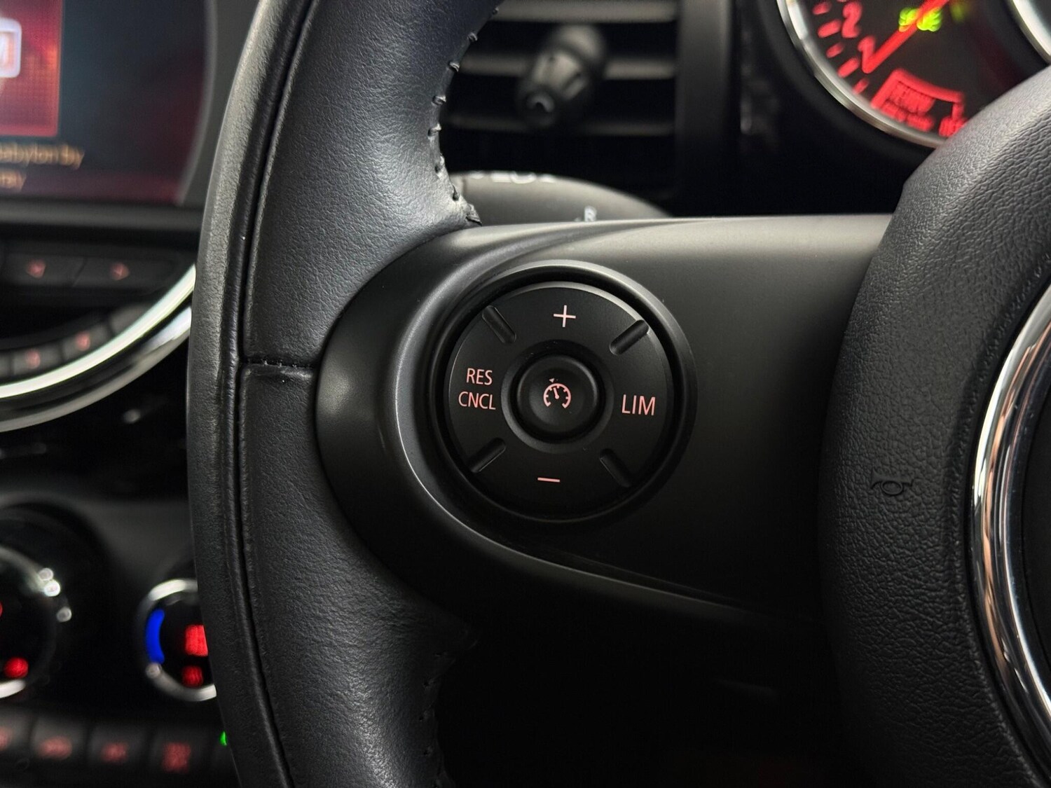 Used MINI Hatch 2019 for sale - 77243962: Photo 16