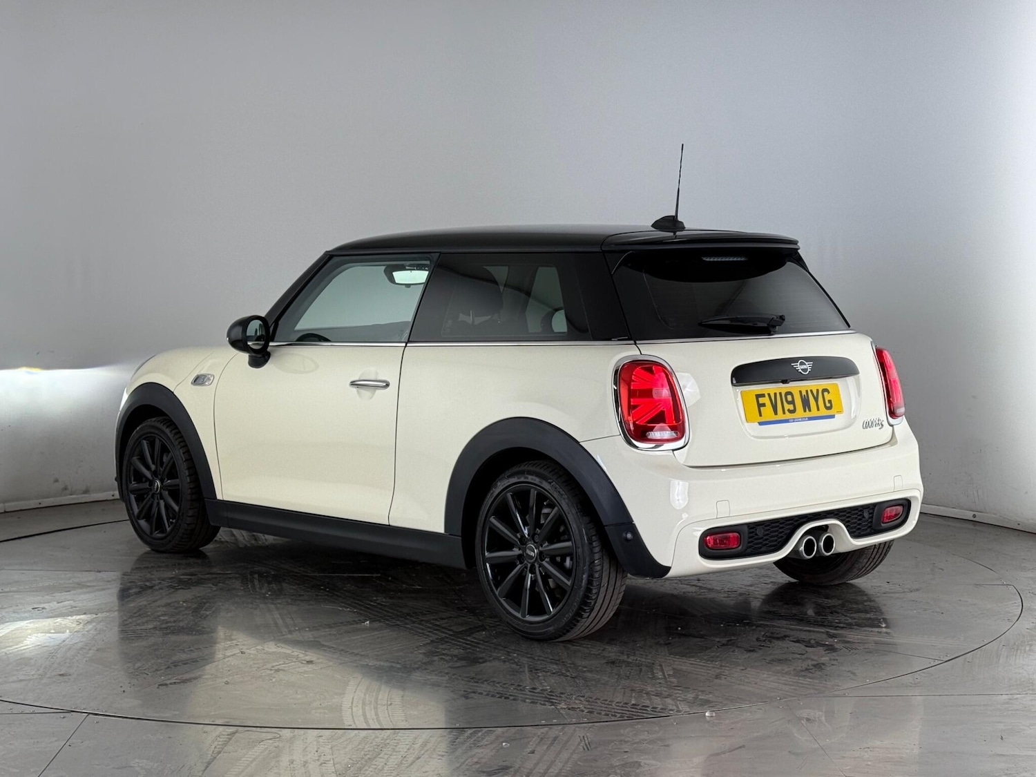 Used MINI Hatch 2019 for sale - 77243962: Photo 4