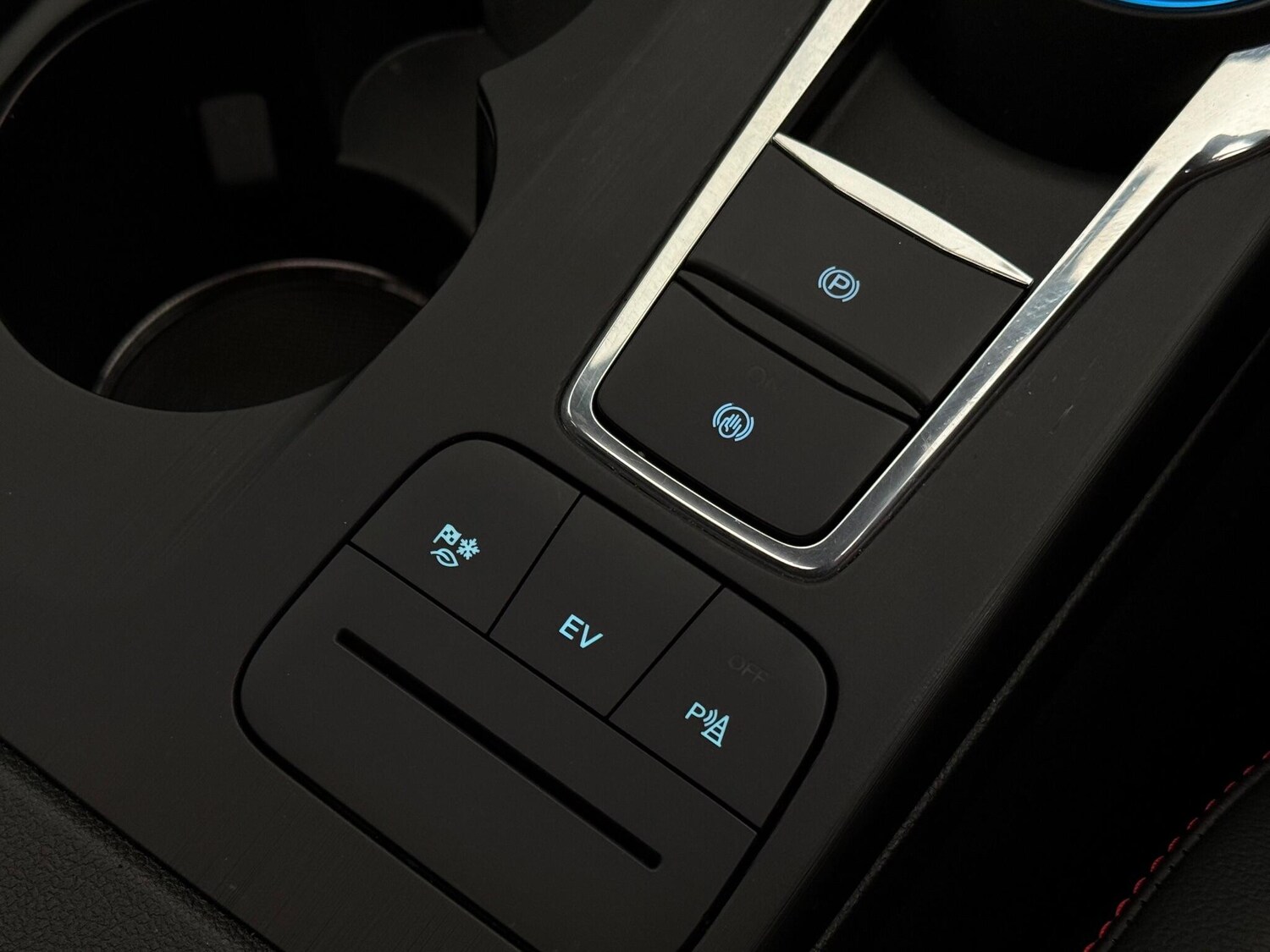 Used Ford Kuga 2023 for sale - 76608154: Photo 43