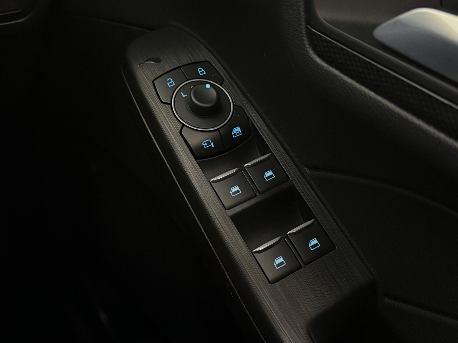 Used Ford Kuga 2023 for sale - 76608154: Photo 44