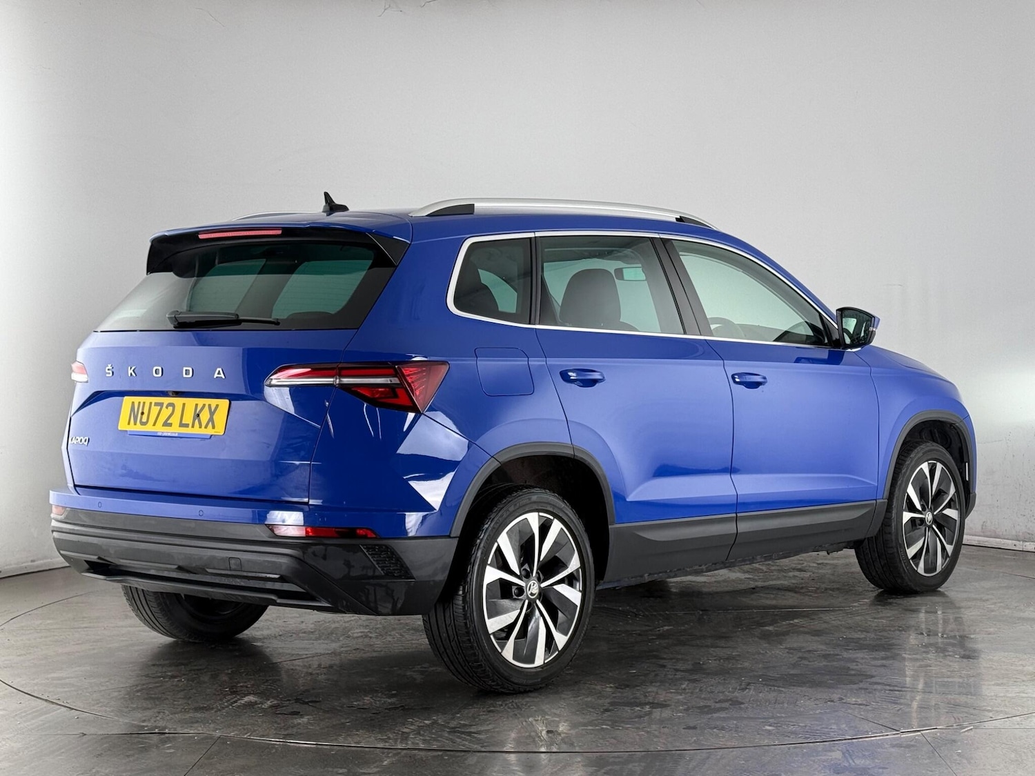 Used Skoda Karoq 2022 for sale - 77525212: Photo 2