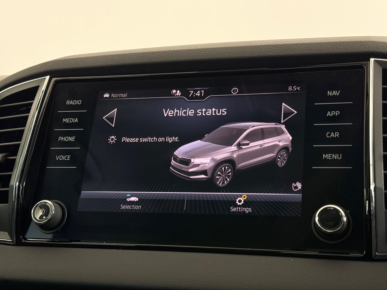 Used Skoda Karoq 2022 for sale - 77525212: Photo 25