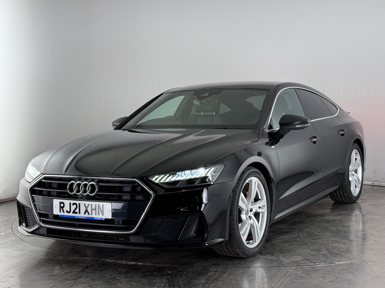 Used Audi A7 2021 for sale - 77815166: Photo 2