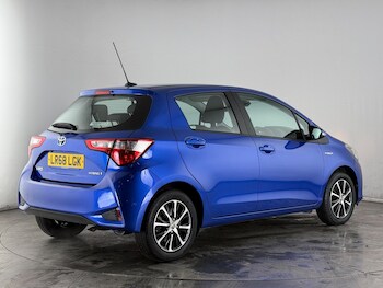 Used Toyota Yaris 2018 for sale - 77441520: Photo