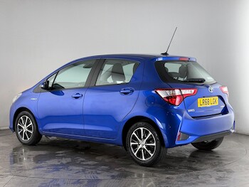 Used Toyota Yaris 2018 for sale - 77441520: Photo