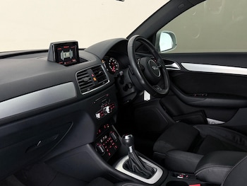 Used Audi Q3 2018 for sale - 79037433: Photo
