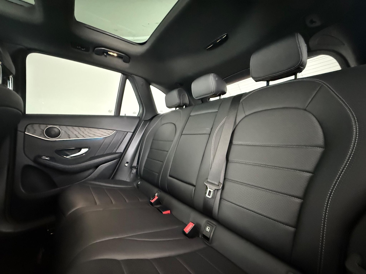 Used Mercedes-Benz GLC 2018 for sale - 76802379: Photo 17