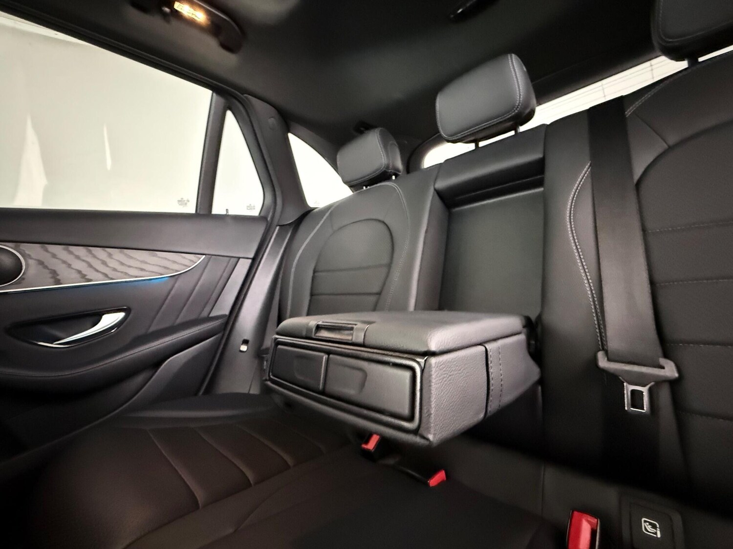 Used Mercedes-Benz GLC 2018 for sale - 76802379: Photo 18