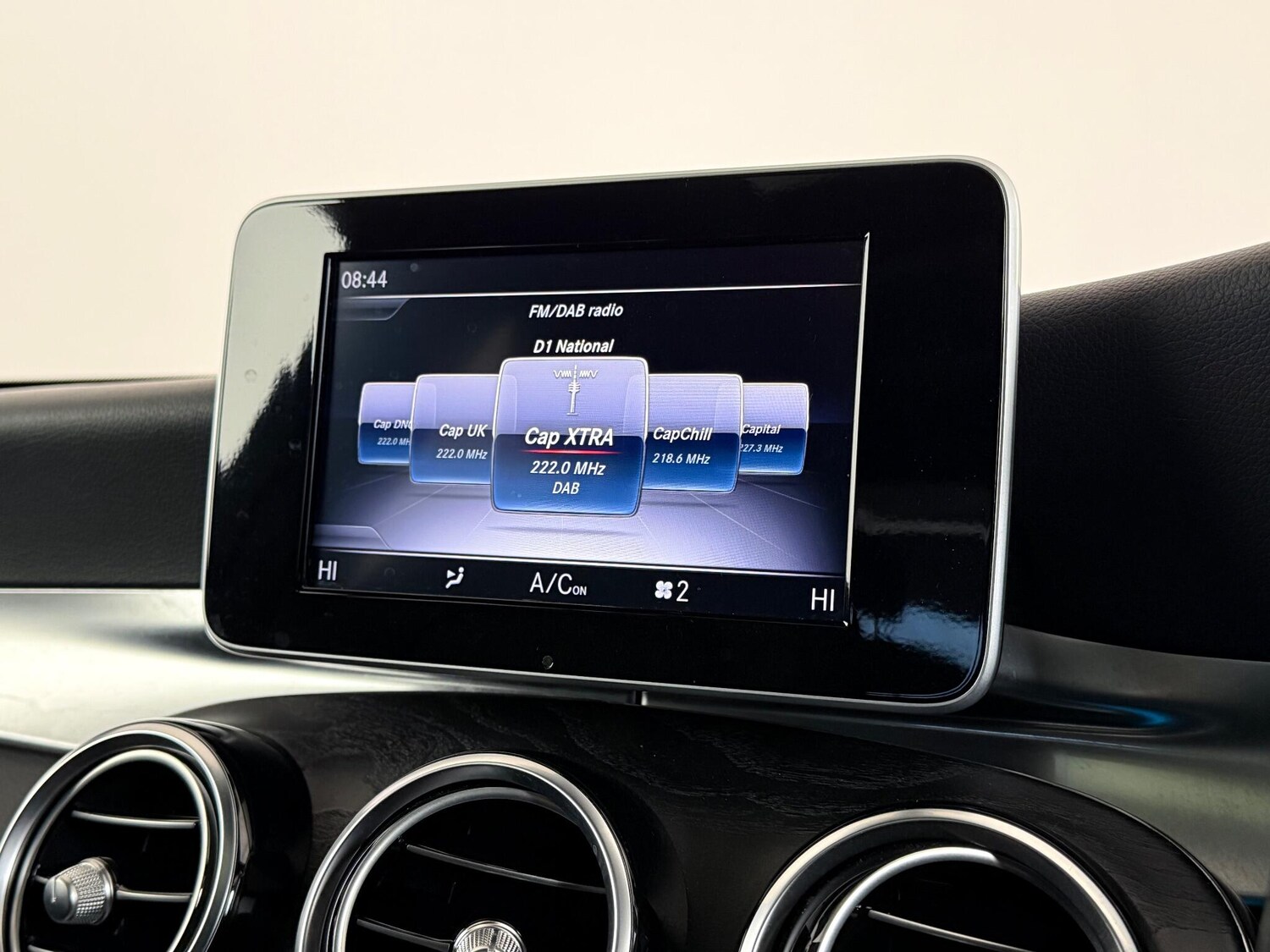 Used Mercedes-Benz GLC 2018 for sale - 76802379: Photo 37