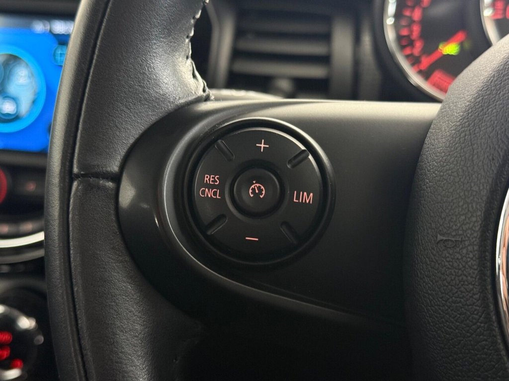 Used MINI Hatch 2018 for sale - 75859785: Photo 21