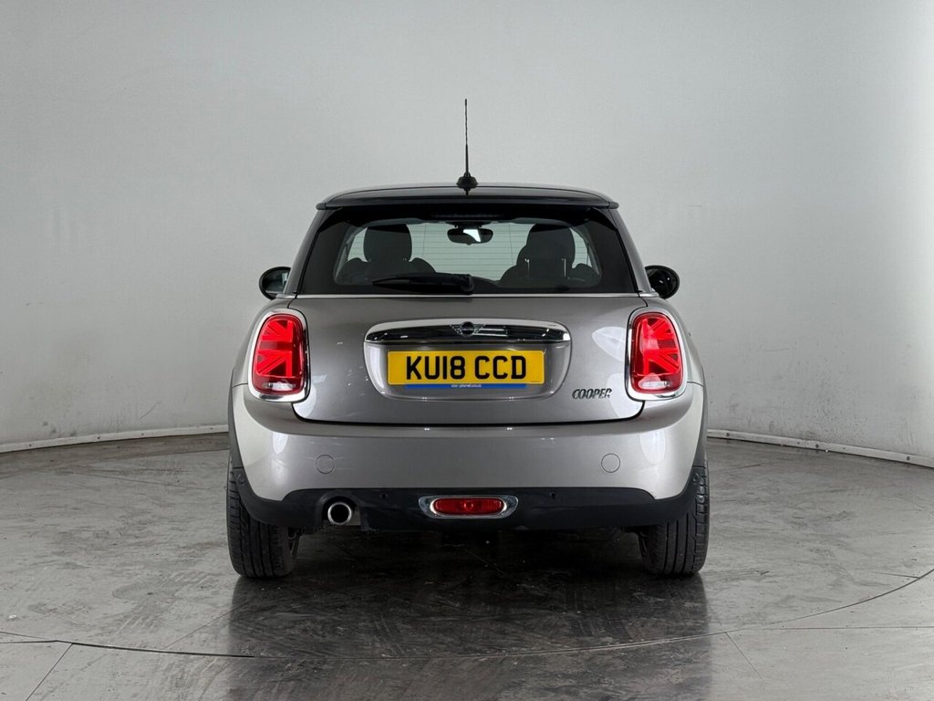Used MINI Hatch 2018 for sale - 75859785: Photo 9