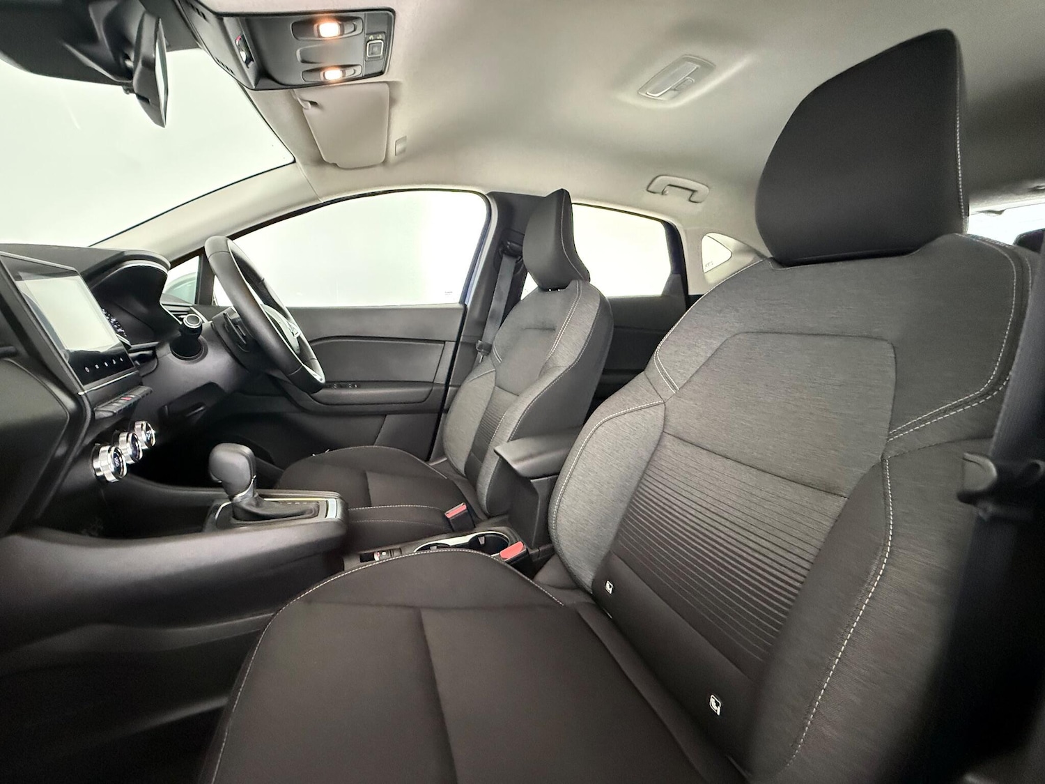 Used Renault Captur 2021 for sale - 77222215: Photo 14