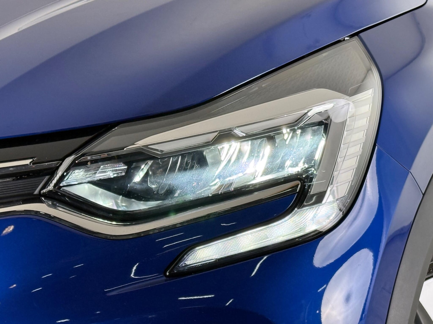 Used Renault Captur 2021 for sale - 77222215: Photo 6