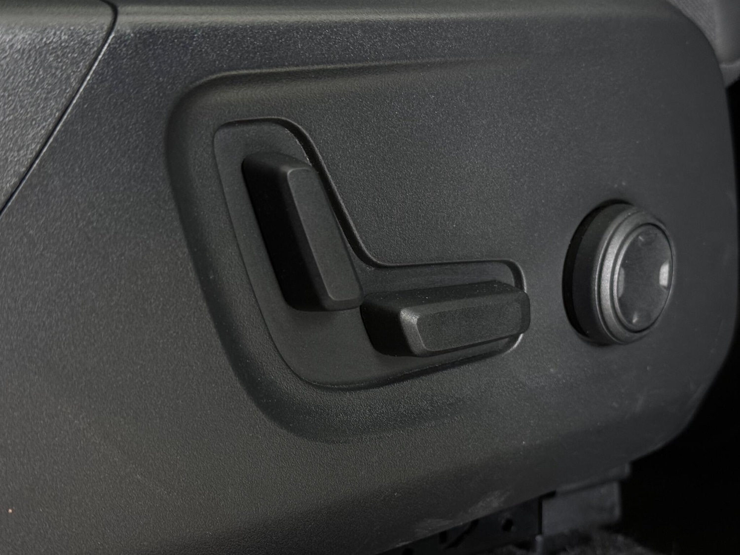 Used Volvo XC40 2021 for sale - 77268221: Photo 15