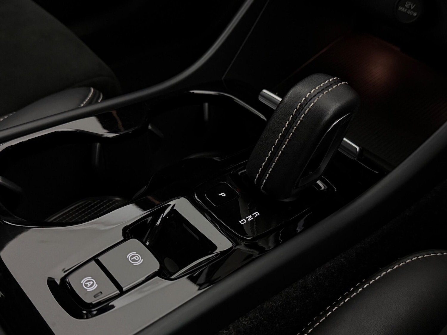 Used Volvo XC40 2021 for sale - 77268221: Photo 32