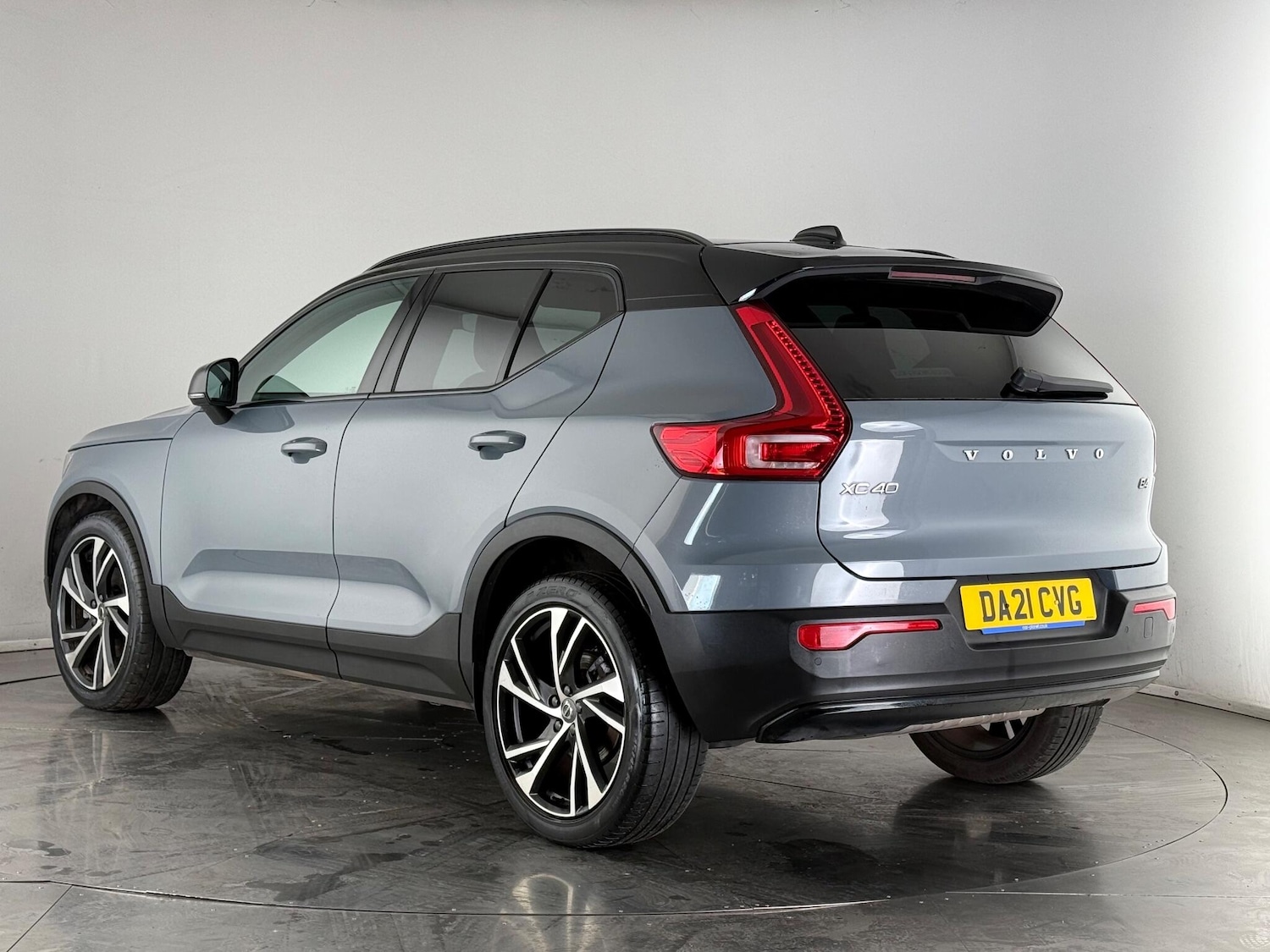 Used Volvo XC40 2021 for sale - 77268221: Photo 4