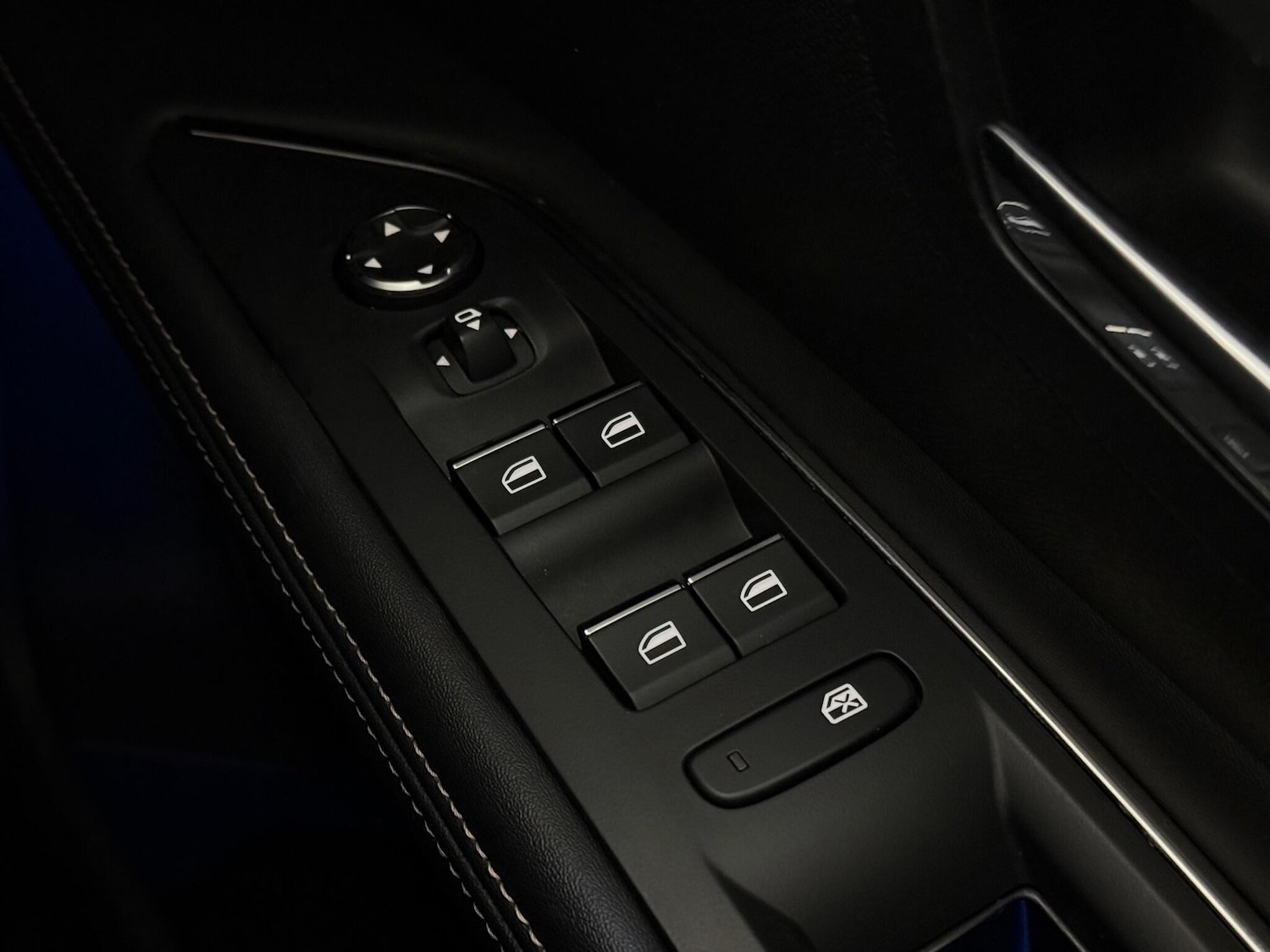 Used Peugeot 5008 2022 for sale - 77246040: Photo 25