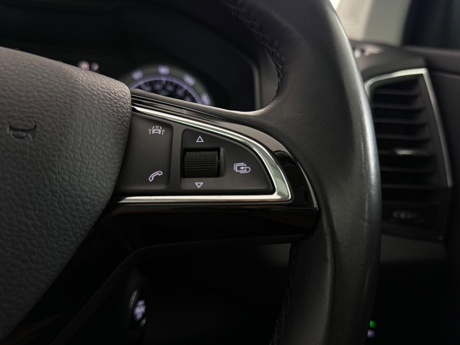 Used Skoda Karoq 2018 for sale - 77246995: Photo 18