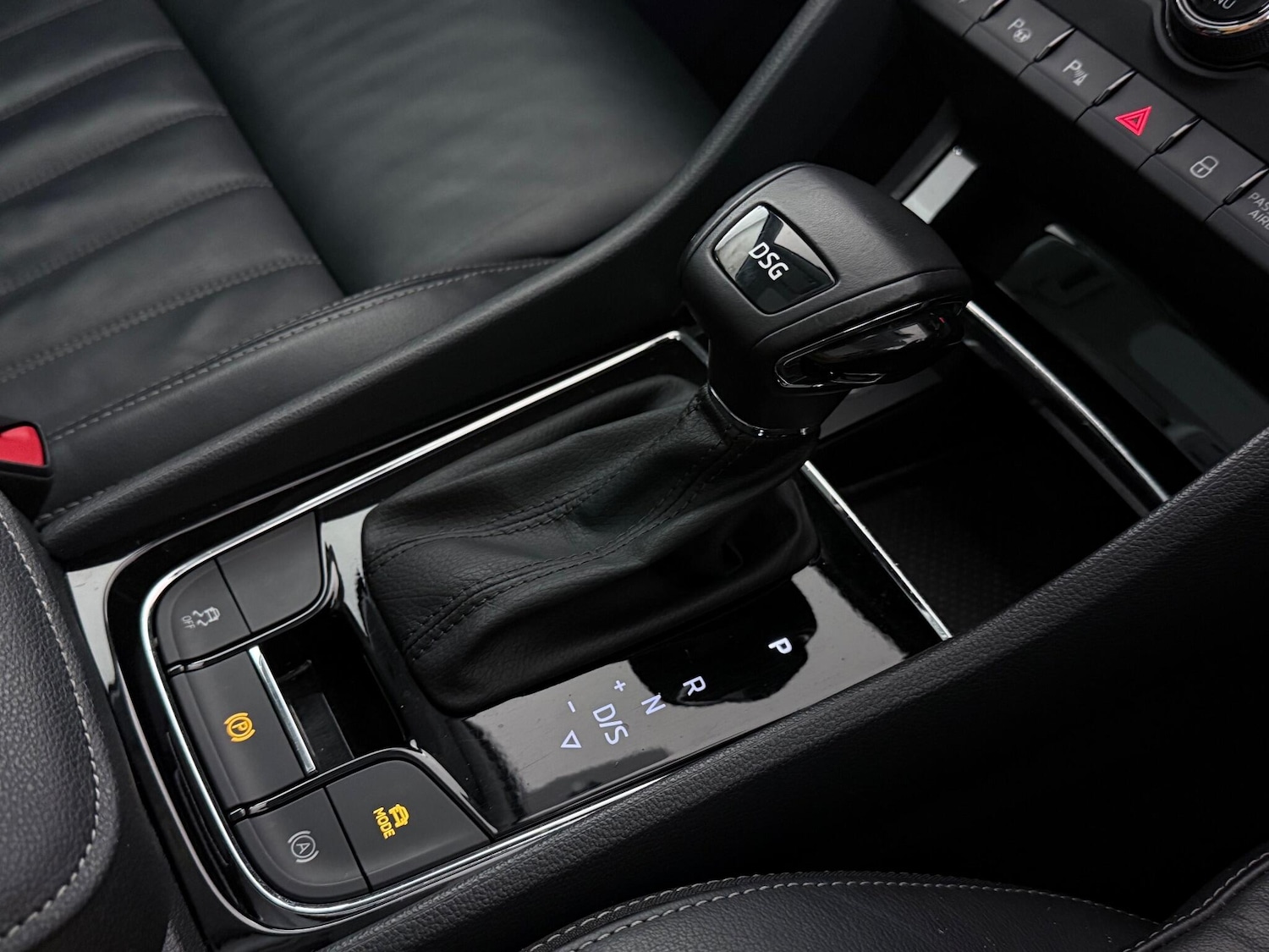 Used Skoda Karoq 2018 for sale - 77246995: Photo 30