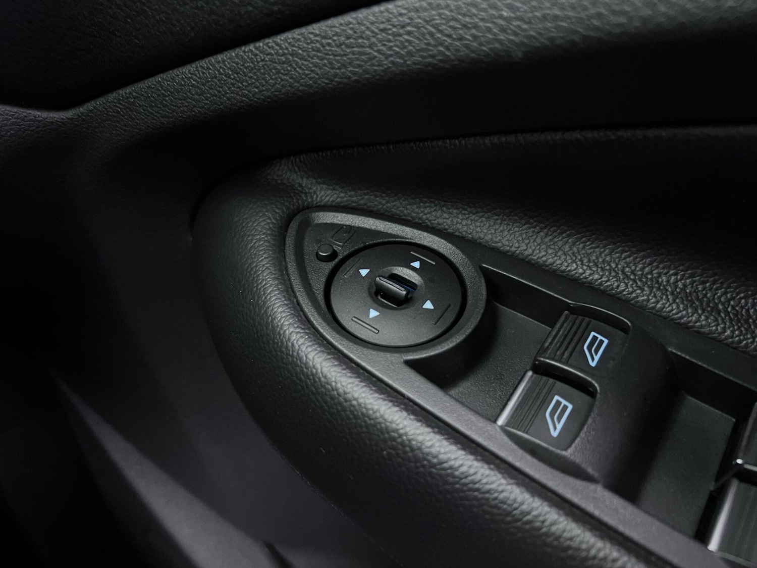 Used Ford Kuga 2018 for sale - 77182392: Photo 30