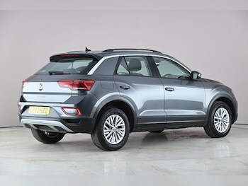 Used Volkswagen T-Roc 2022 for sale - 78035228: Photo