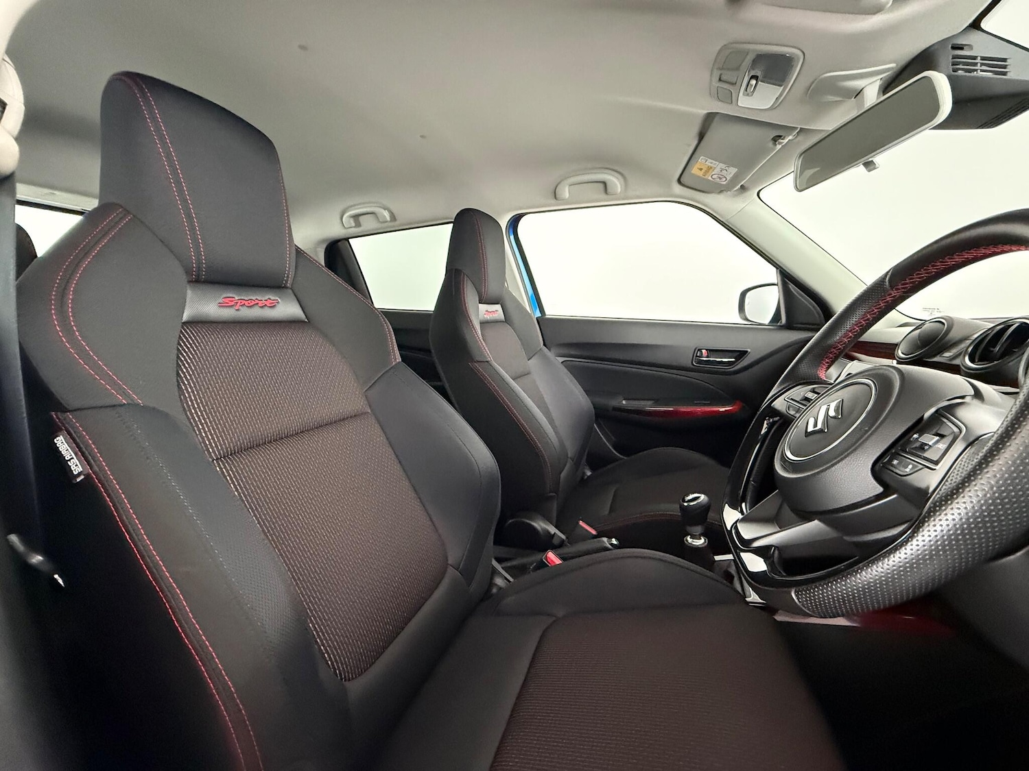 Used Suzuki Swift 2021 for sale - 77246402: Photo 12