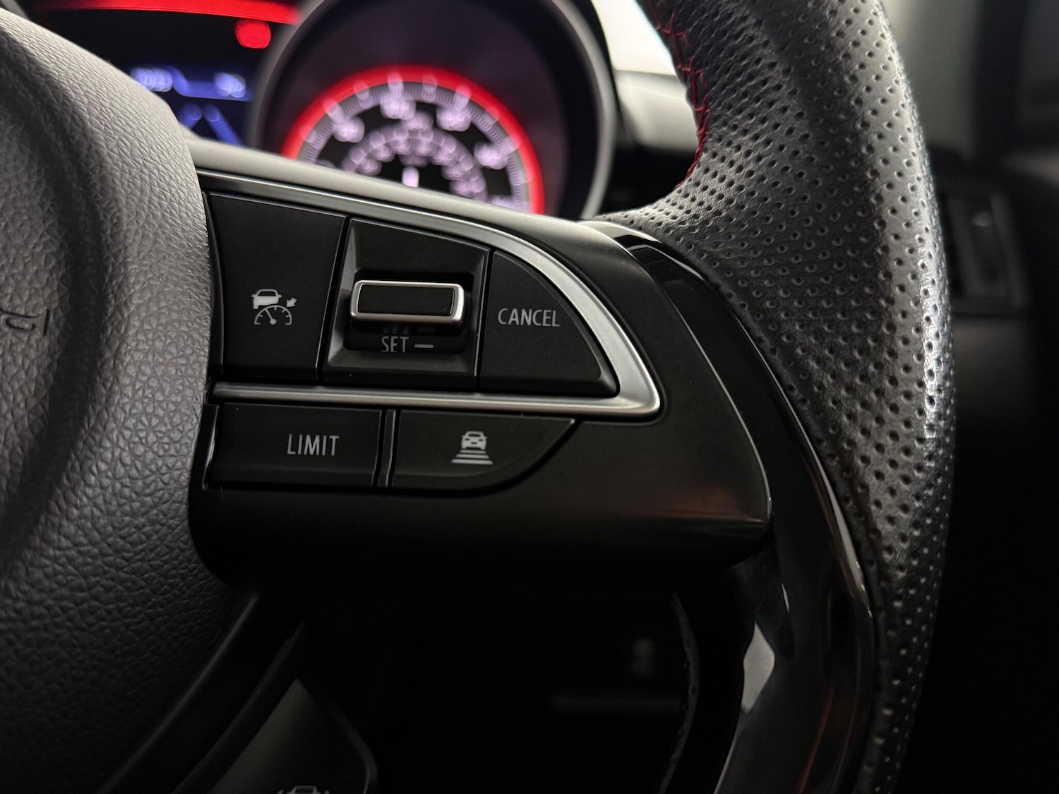 Used Suzuki Swift 2021 for sale - 77246402: Photo 19