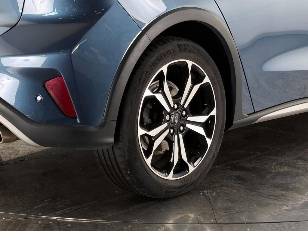 Used Ford Focus 2021 for sale - 76061810: Photo 12