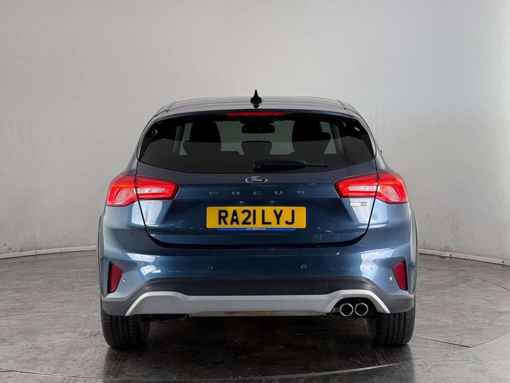 Used Ford Focus 2021 for sale - 76061810: Photo 9