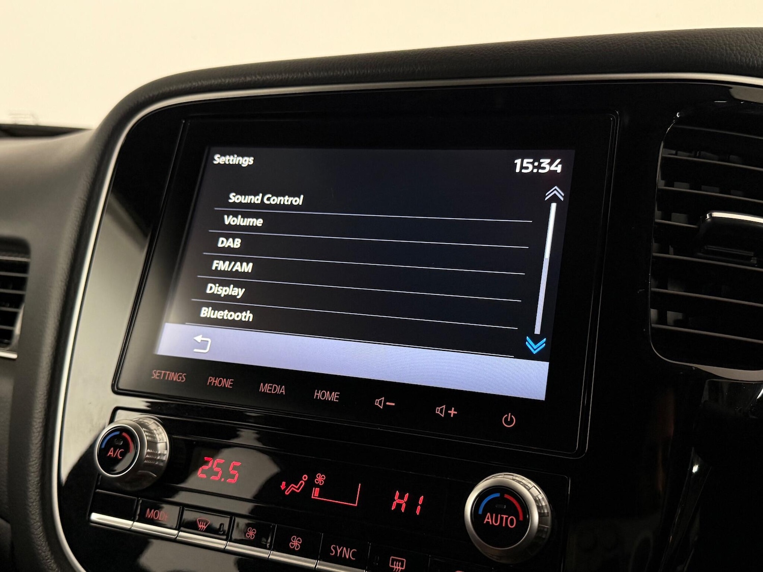 Used Mitsubishi Outlander 2021 for sale - 77260103: Photo 27