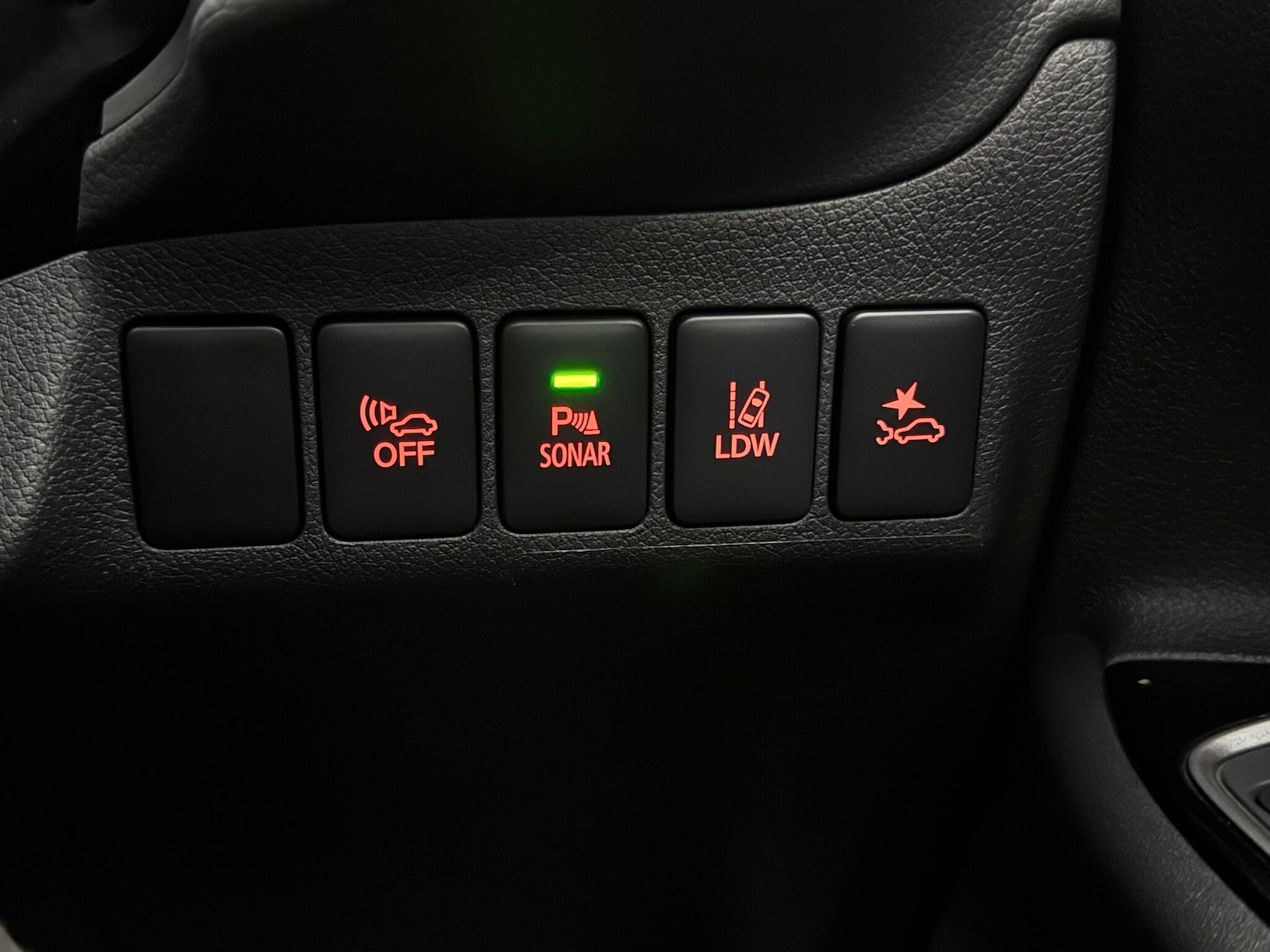 Used Mitsubishi Outlander 2021 for sale - 77260103: Photo 33