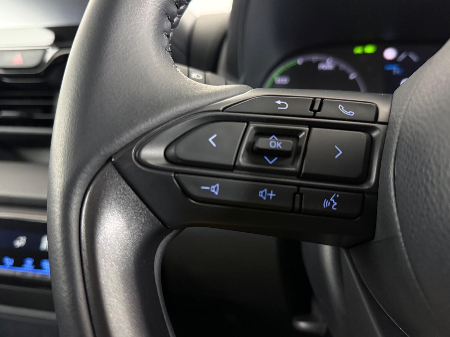 Used Toyota Yaris 2022 for sale - 77246628: Photo 17