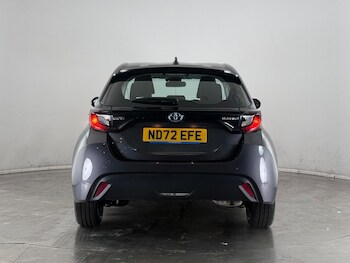 Used Toyota Yaris 2022 for sale - 77246628: Photo