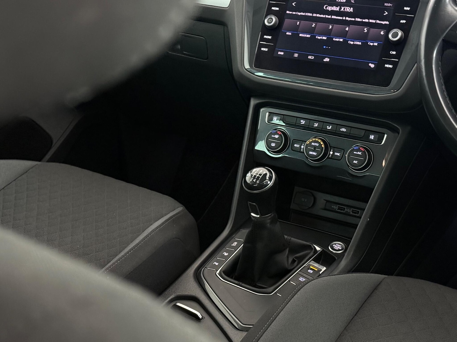 Used Volkswagen Tiguan 2019 for sale - 77243248: Photo 32