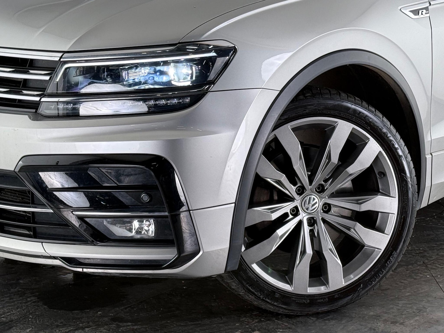 Used Volkswagen Tiguan 2018 for sale - 77217468: Photo 43