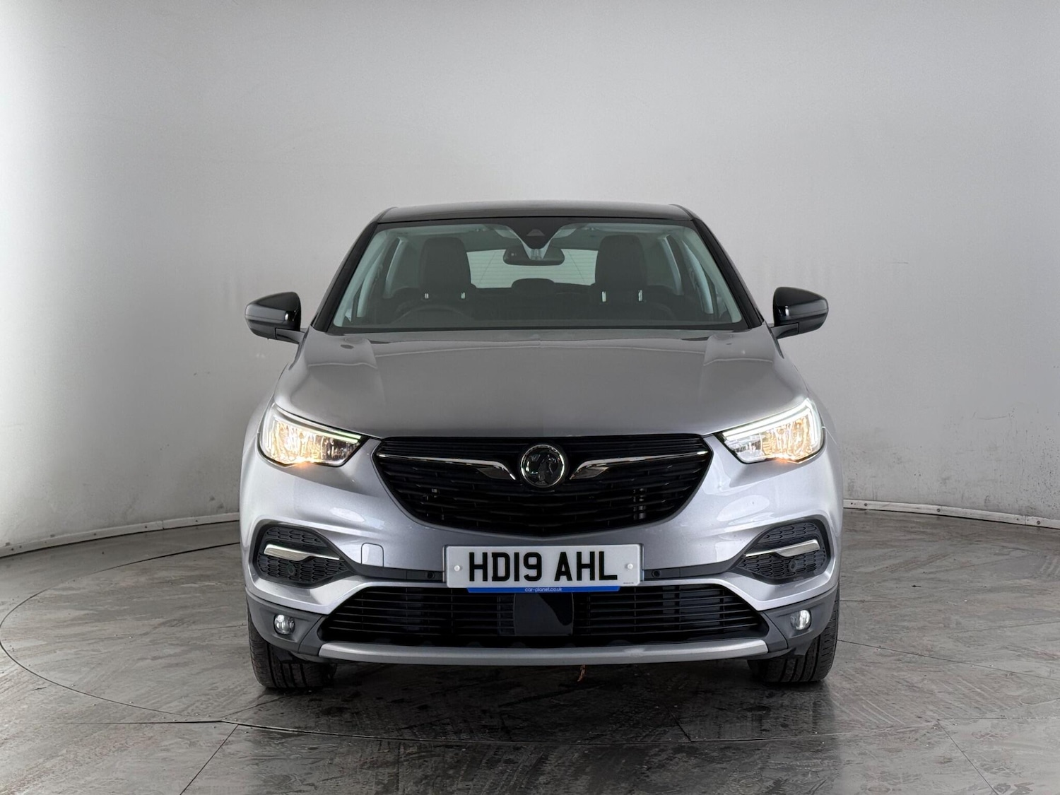 Used Vauxhall Grandland X 2019 for sale - 77182795: Photo 2