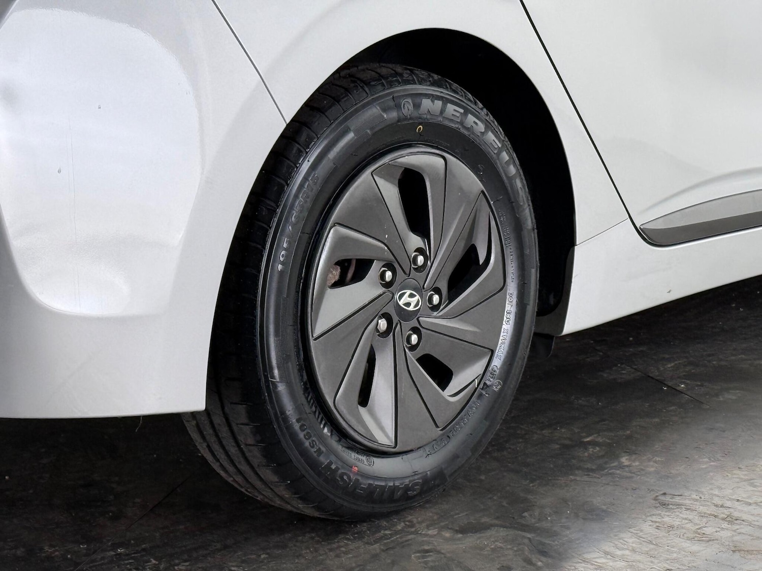 Used Hyundai IONIQ 2019 for sale - 76466902: Photo 12