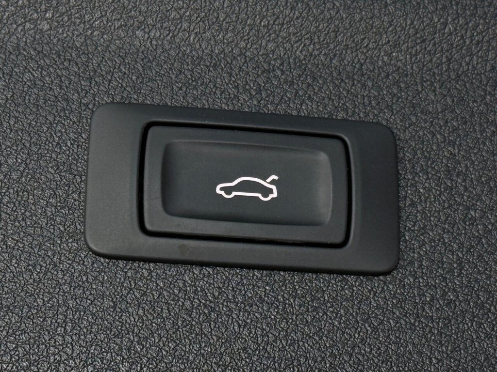 Used Audi Q3 2017 for sale - 76356618: Photo 12