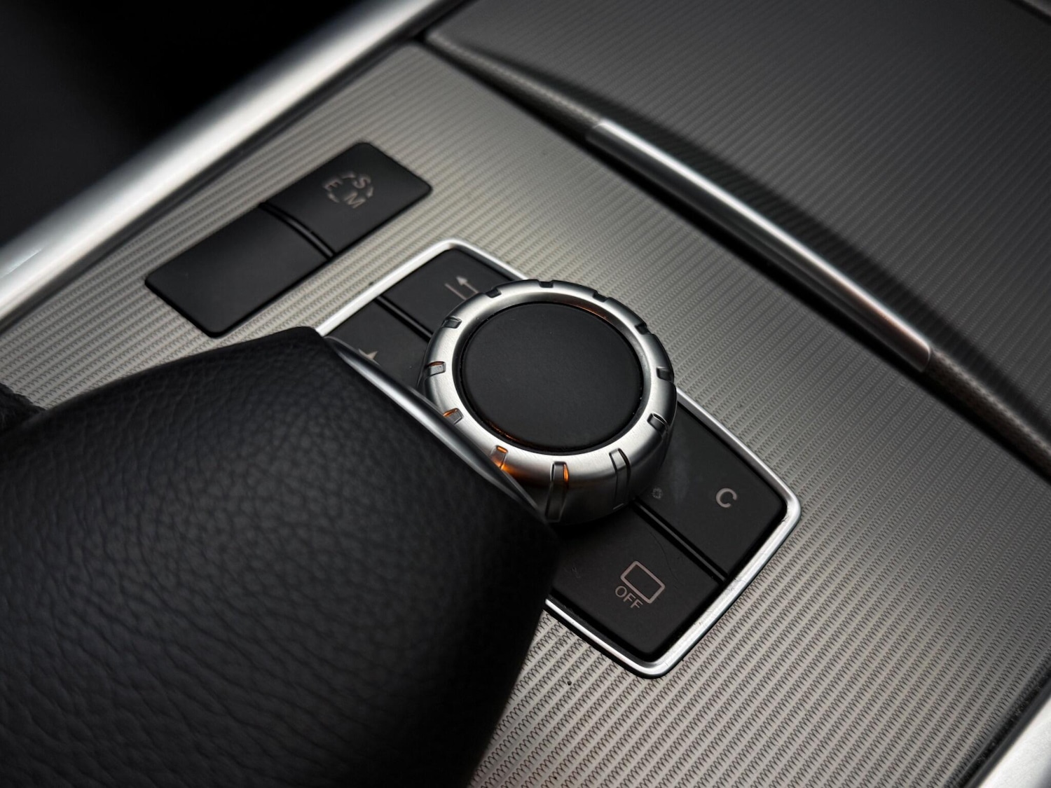 Used Mercedes-Benz E Class 2015 for sale - 77217392: Photo 31