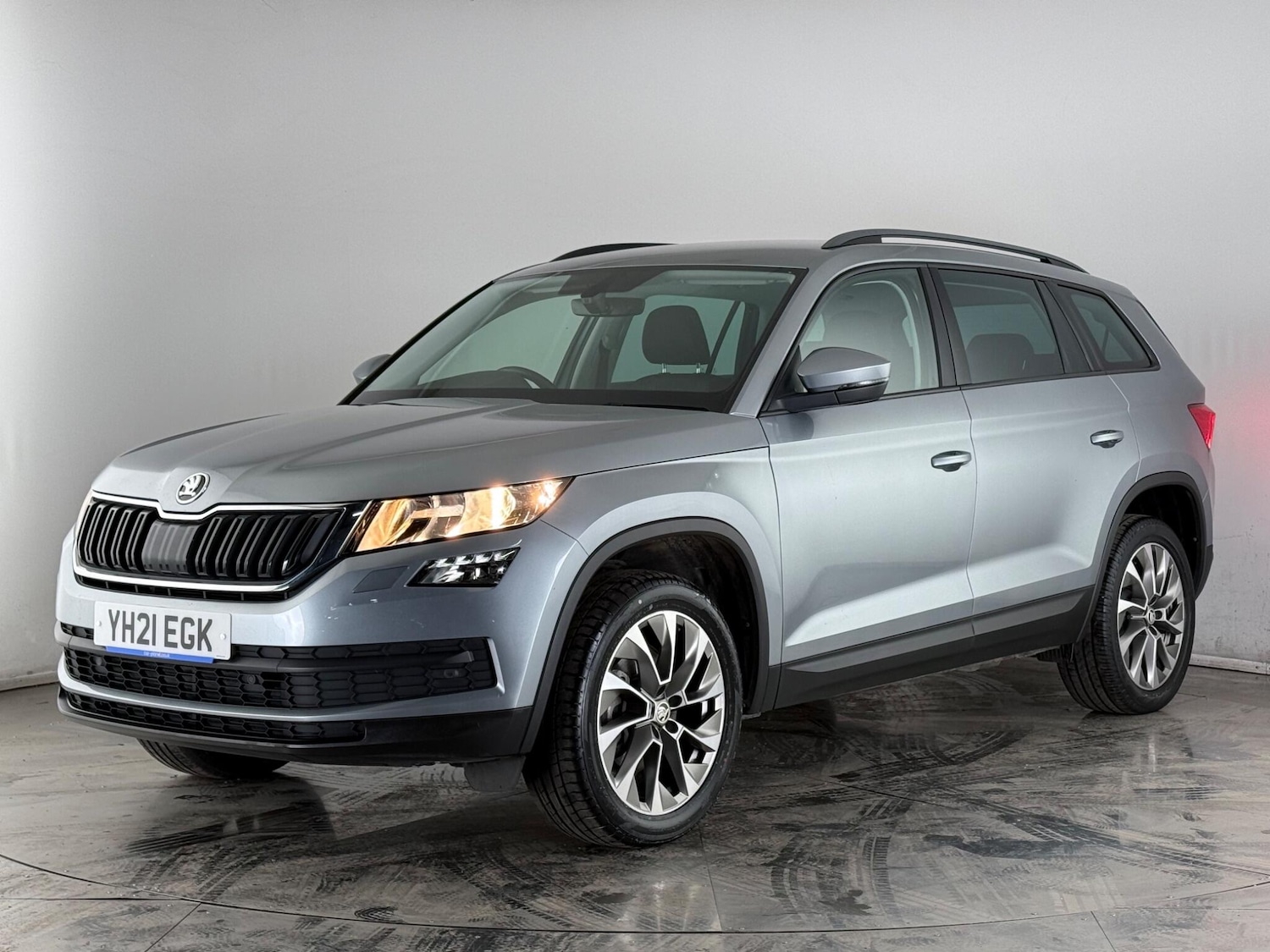Used Skoda Kodiaq 2021 for sale - 77926316: Photo 2