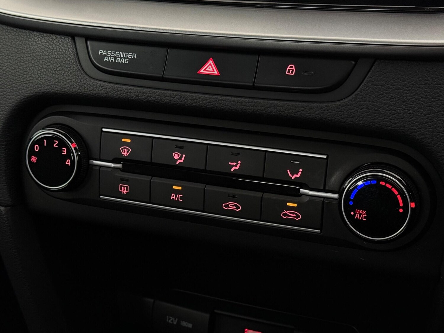 Used Kia XCeed 2022 for sale - 77412436: Photo 28