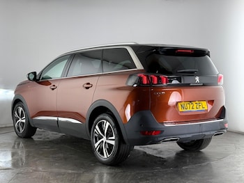 Used Peugeot 5008 2022 for sale - 77629870: Photo