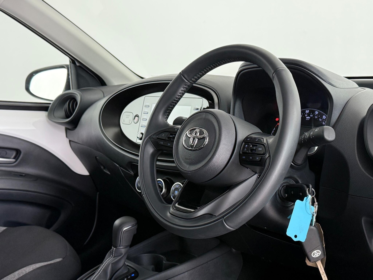 Used Toyota Aygo X 2022 for sale - 77259773: Photo 17