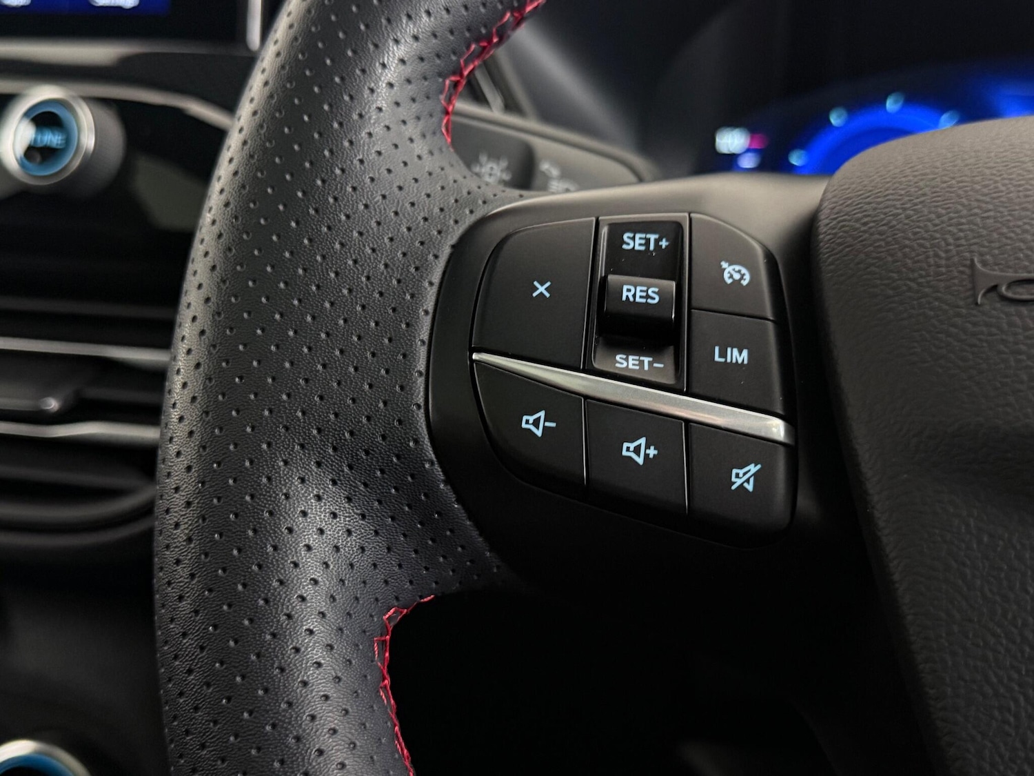 Used Ford Kuga 2022 for sale - 76467419: Photo 29