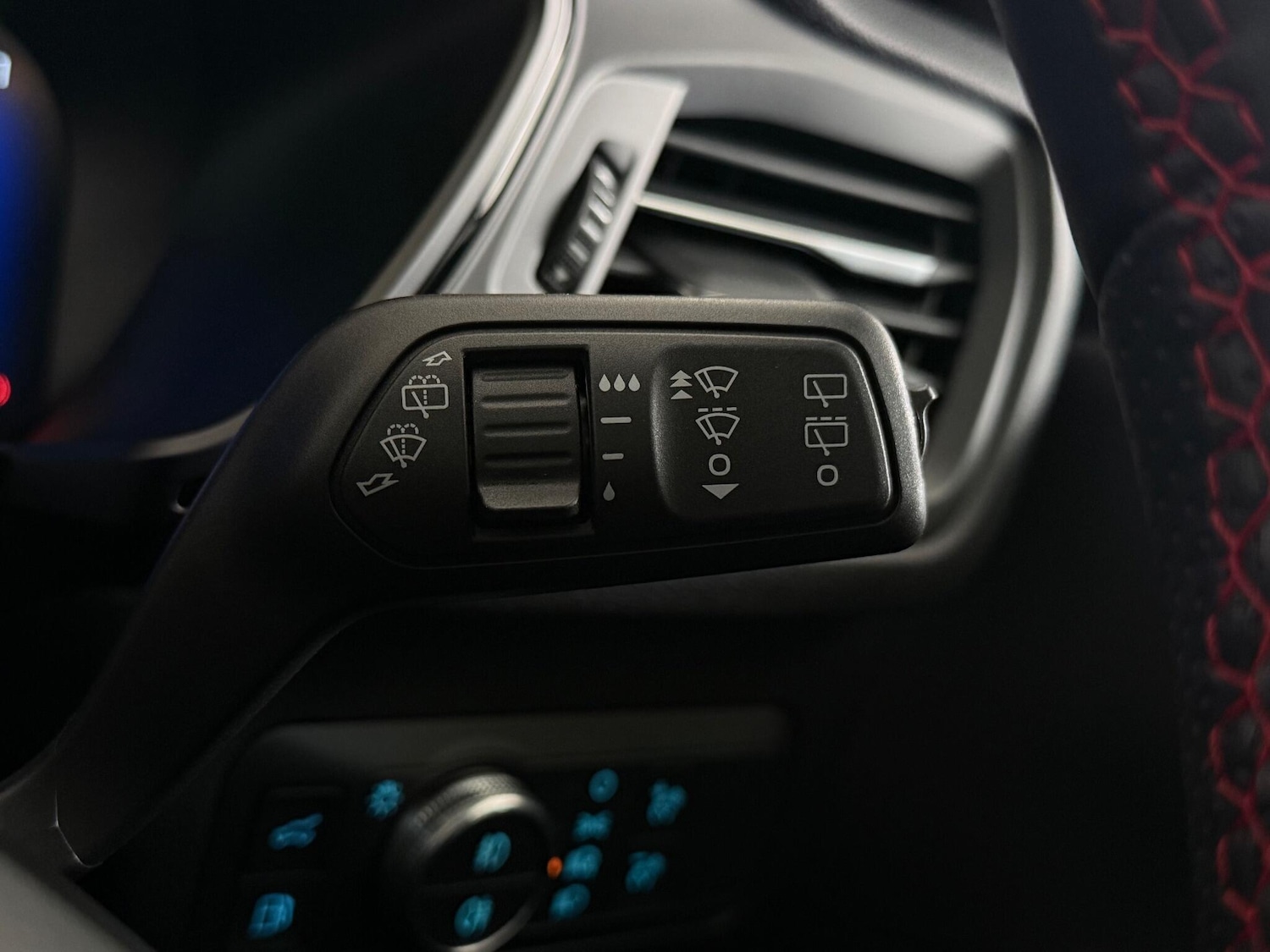 Used Ford Kuga 2022 for sale - 76467419: Photo 32