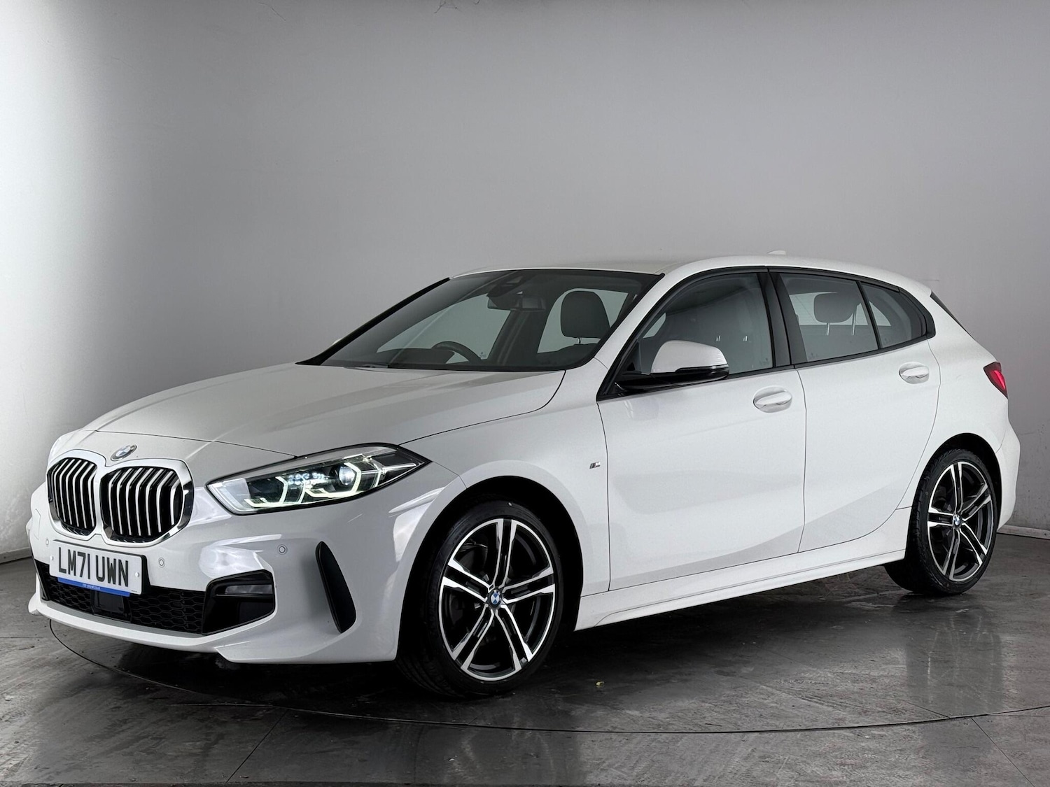 Used BMW 1 Series 2021 for sale - 77543469: Photo 2