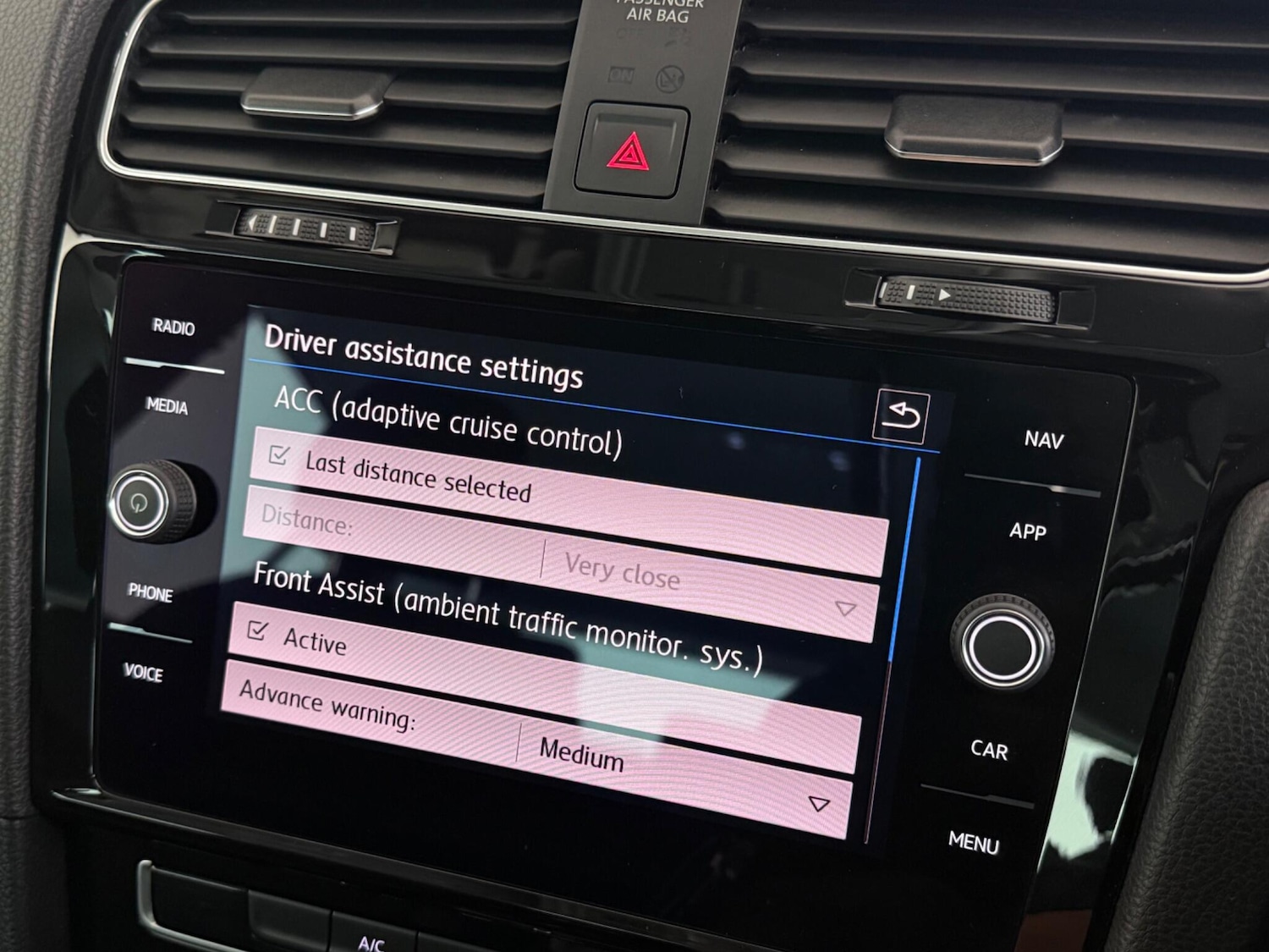 Used Volkswagen Golf 2018 for sale - 76467367: Photo 36