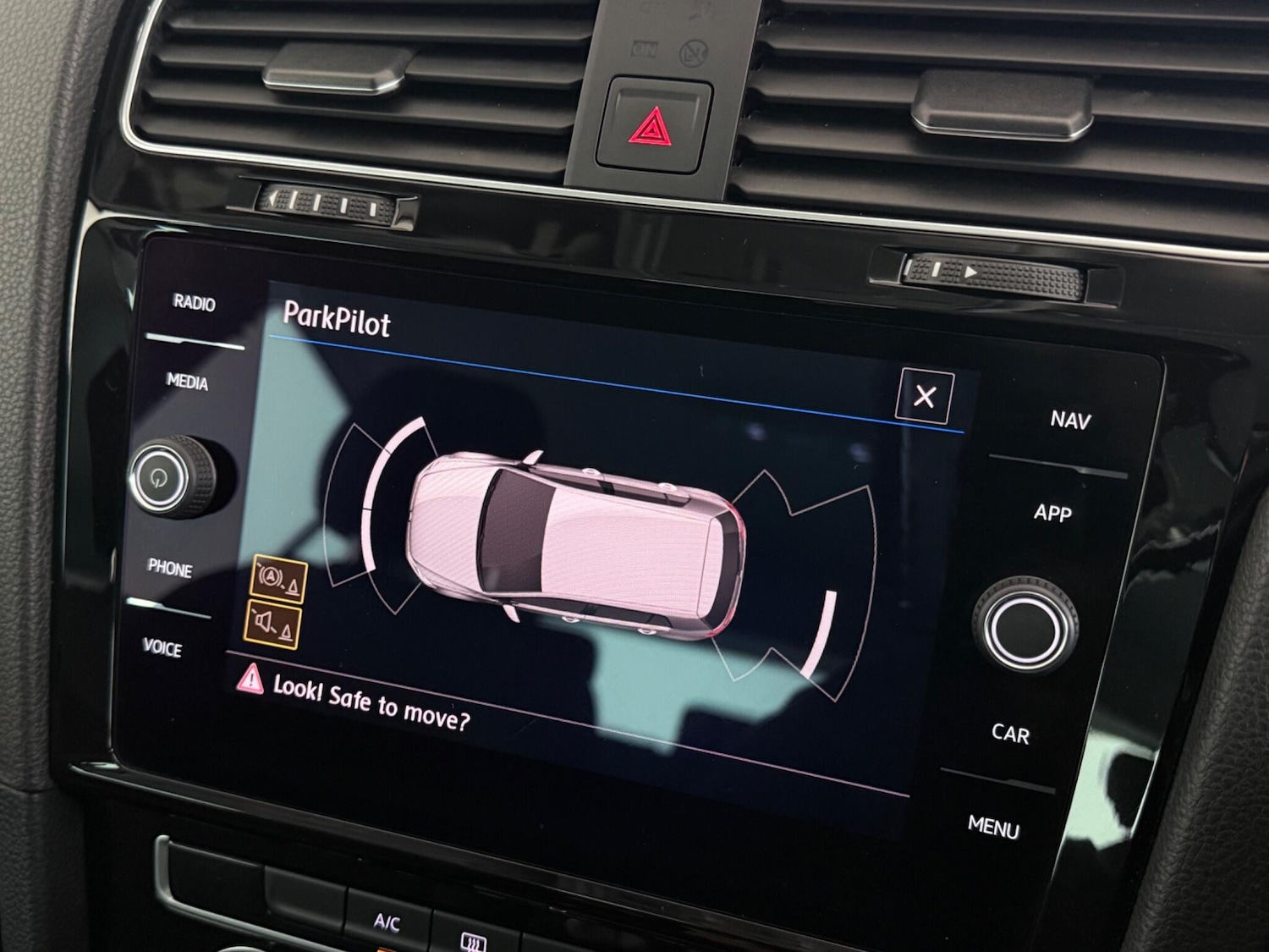 Used Volkswagen Golf 2018 for sale - 76467367: Photo 39